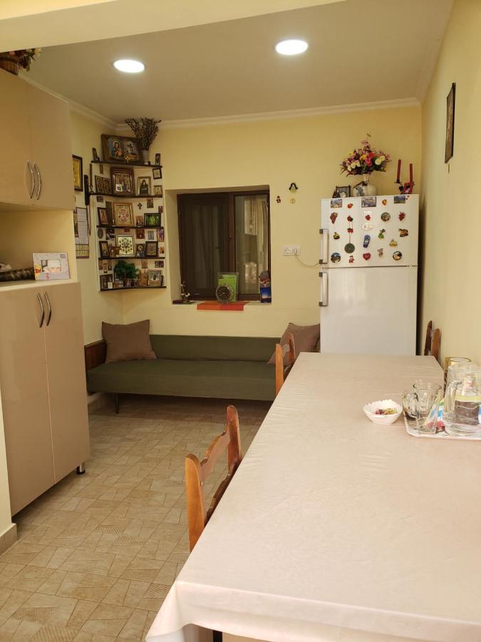 Guest House Nanu Mestia Exteriér fotografie